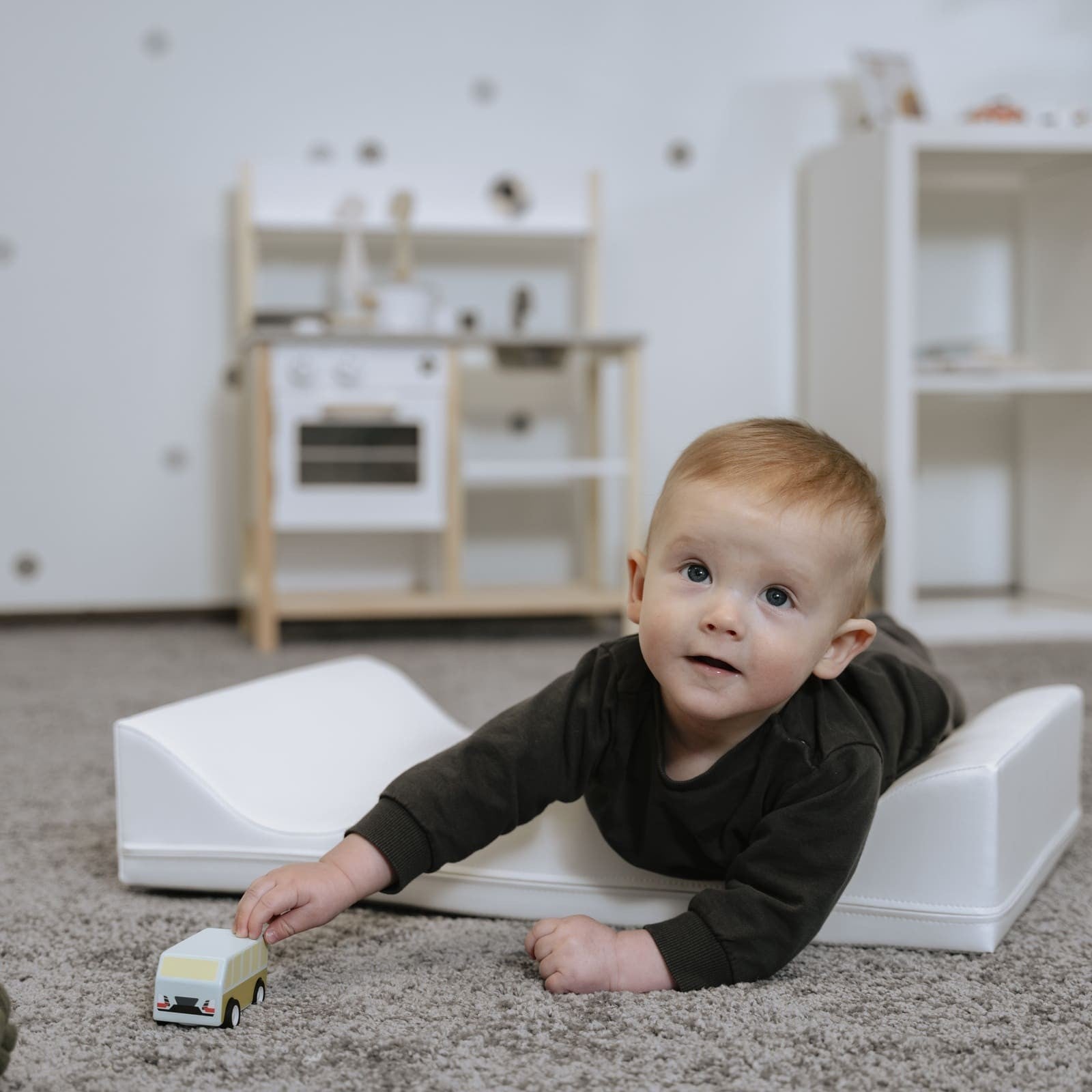 Soft Play 7 Foam Block Set - White Discoverer